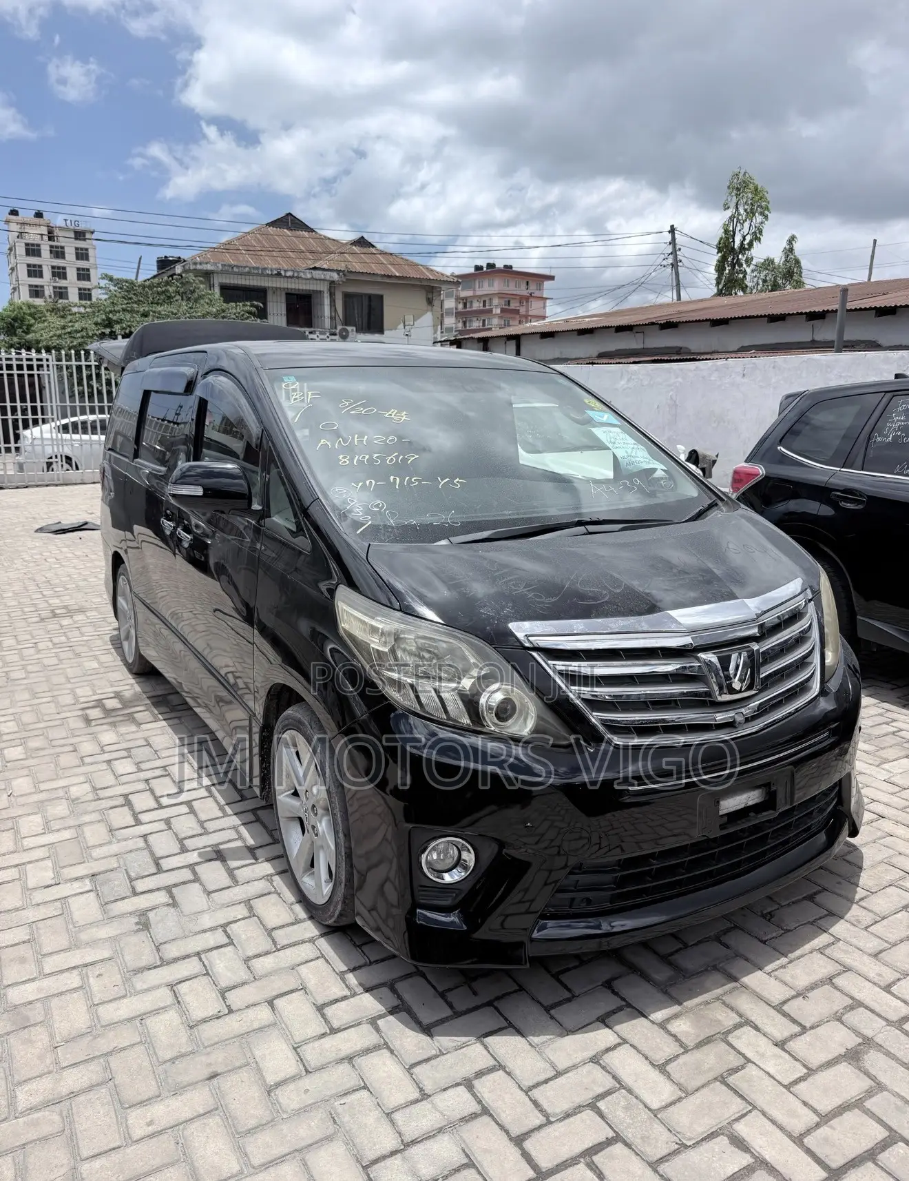 Toyota Alphard 2011 Black
