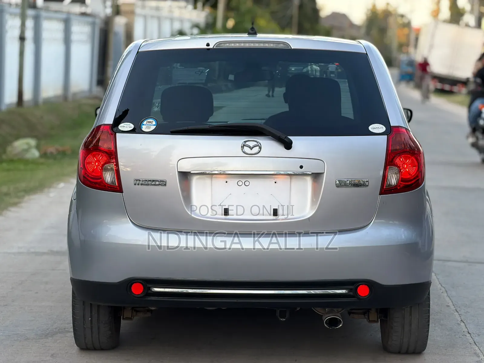 Mazda Verisa 2009 Blue