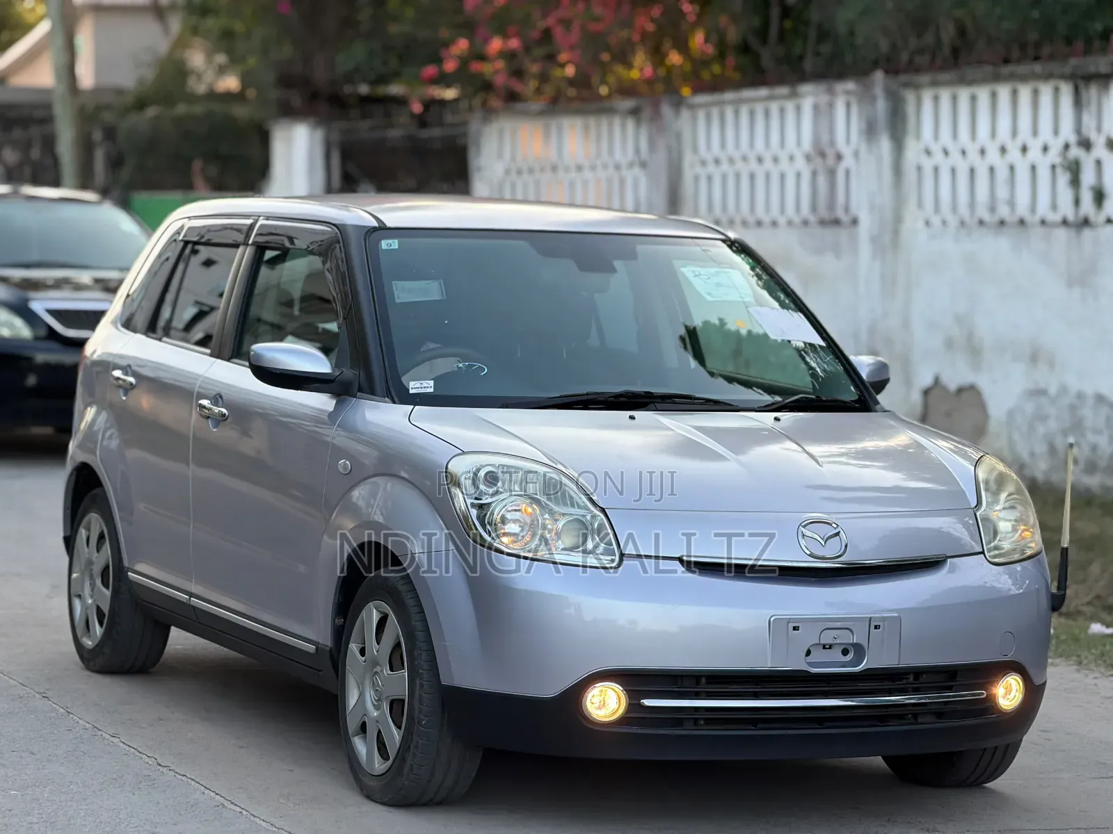 Mazda Verisa 2009 Blue