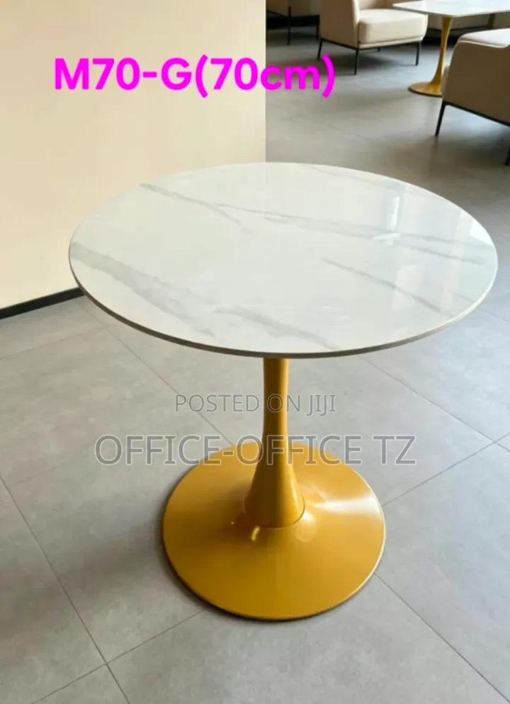 Round Table (Marble)
