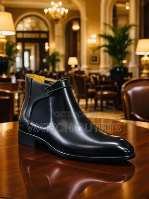 Men's Leather Shoes Footwears in Clarks Design