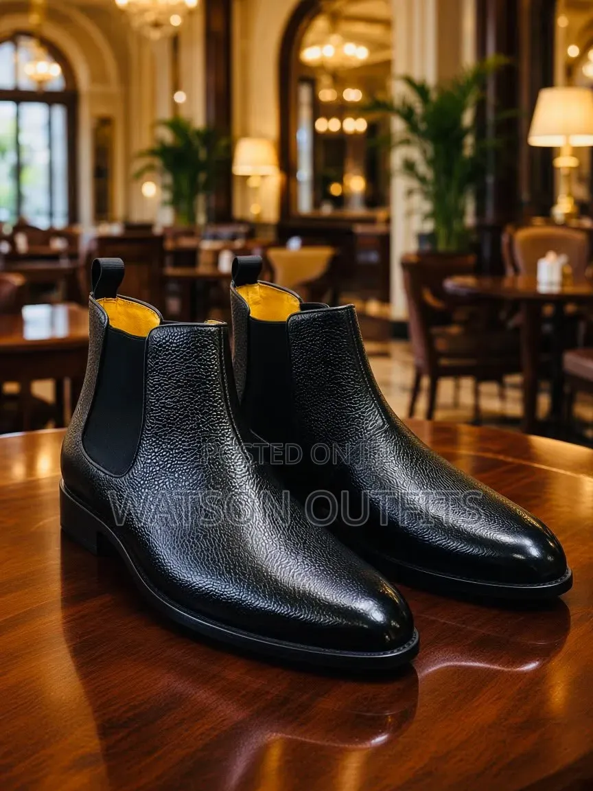 Men's Leather Shoes Footwears in Clarks Design