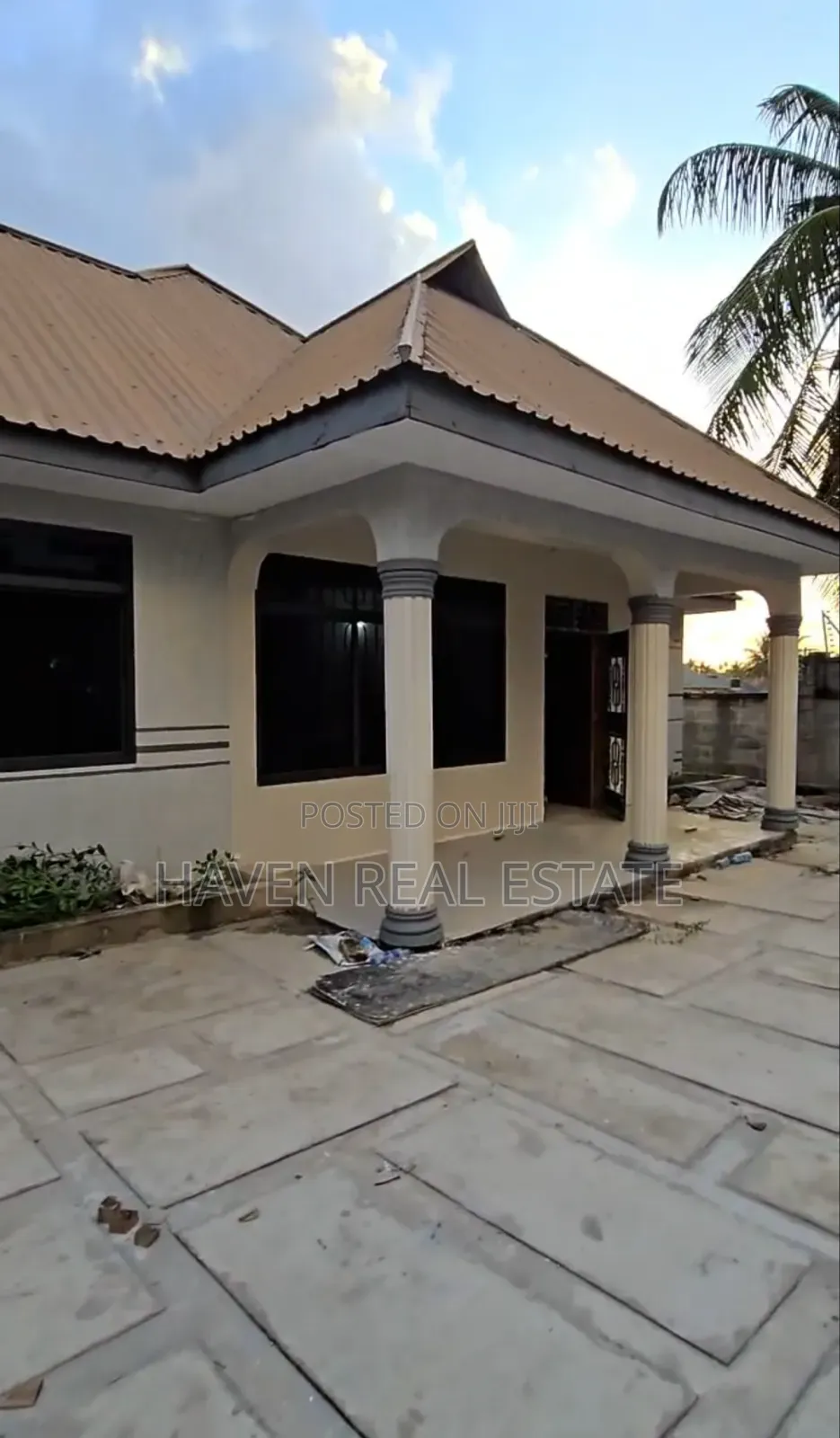 3bdrm House in Goba for sale