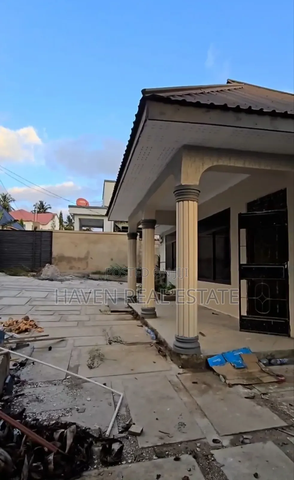 3bdrm House in Goba for sale