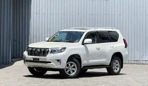 Toyota Land Cruiser Prado 2016 Pearl