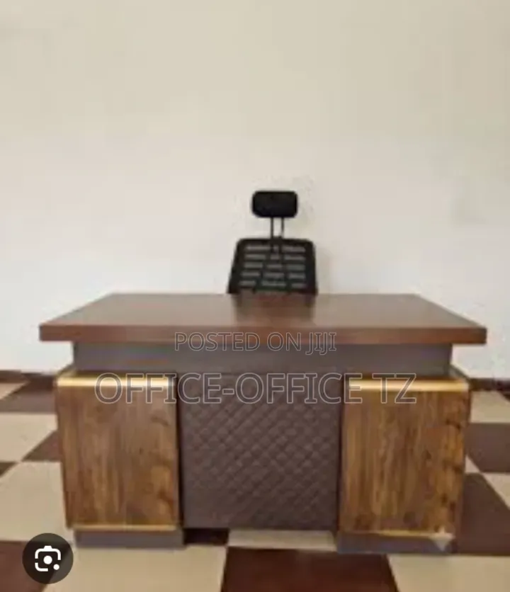 Office Table (Executive)