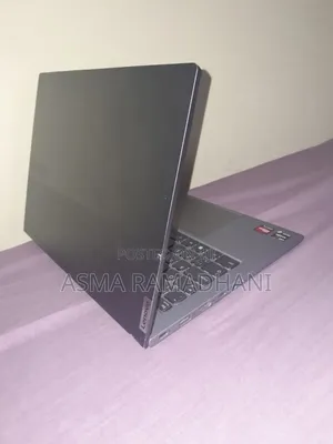 Laptop Lenovo 100e 16GB AMD Ryzen 5 HDD 500GB
