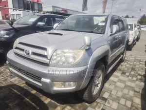 Toyota Hilux Surf 2005 Silver