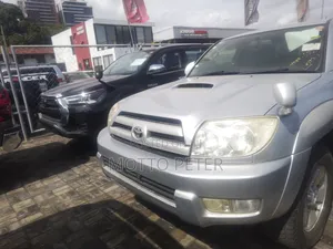 Toyota Hilux Surf 2005 Silver