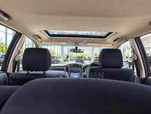 Toyota Highlander Base FWD 2004 Black