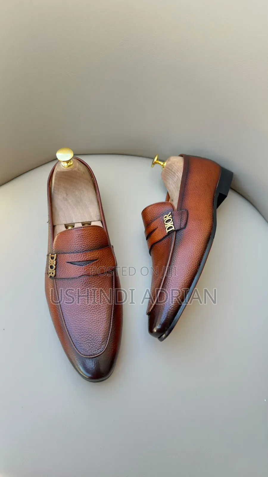 LUXE CROWN DIOR MEN’S SHOESFull Box AvailablePrice:* TSh 140,000/=