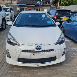 Toyota Aqua 2013 White