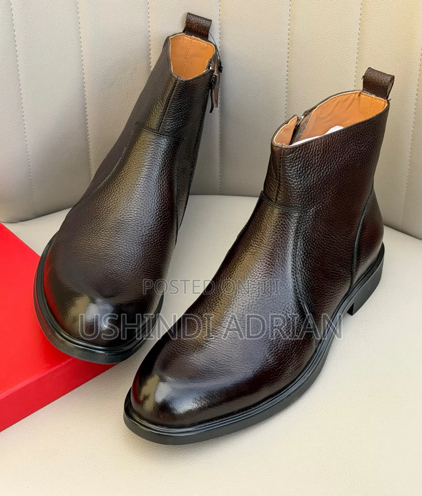 CLARKS SIGNATURE MEN’S SHOESFull Box AvailablePrice: