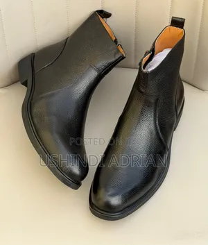 CLARKS SIGNATURE MEN’S SHOESFull Box AvailablePrice: