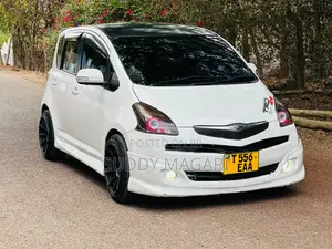 Toyota Ractis 2006 White