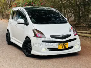 Toyota Ractis 2006 White