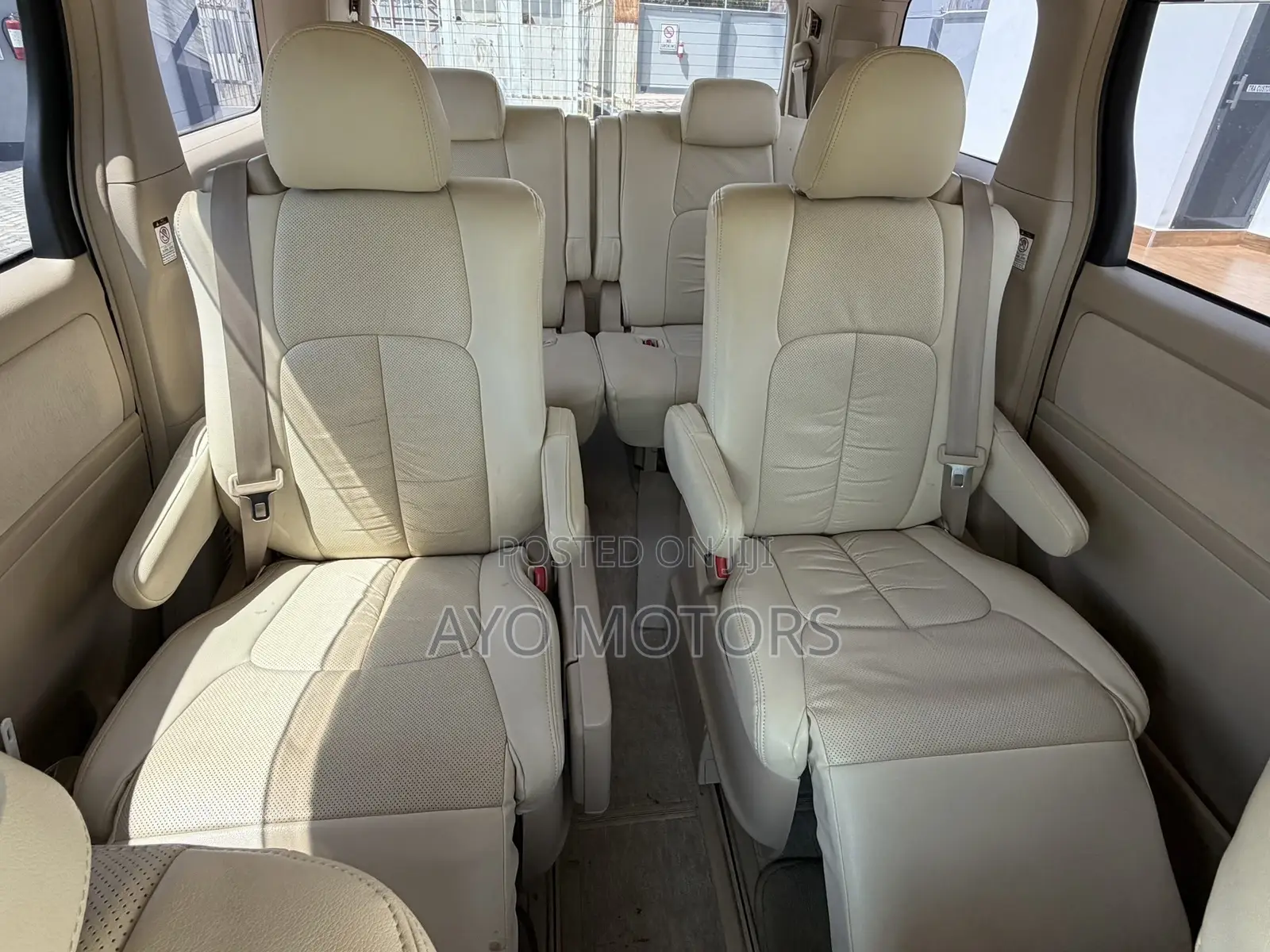 Toyota Alphard 2010 White