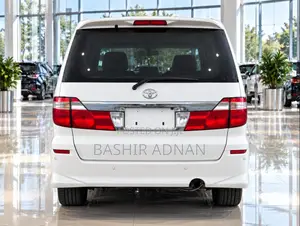 Toyota Alphard 2.4 Petrol FWD 2004 White