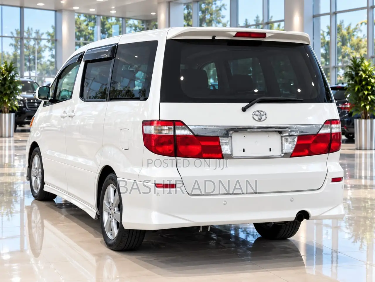 Toyota Alphard 2.4 Petrol FWD 2004 White