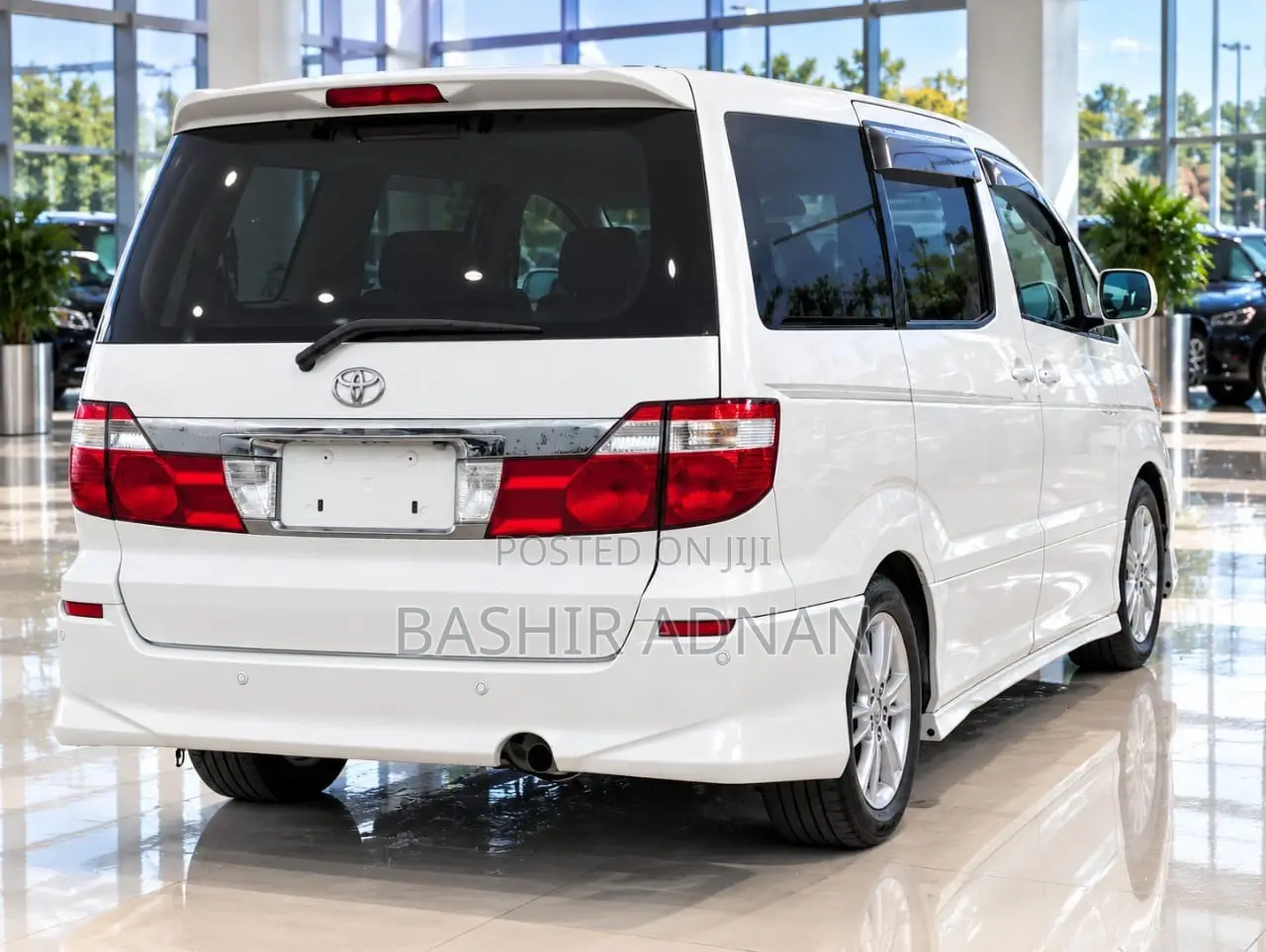 Toyota Alphard 2.4 Petrol FWD 2004 White