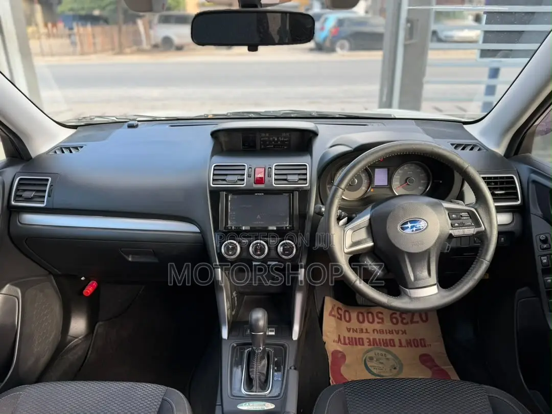 Subaru Forester 2.0XT Premium 4dr SUV AWD (2.0L 4cyl Turbo CVT) 2014