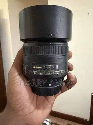 Nikon 85 Mm Lens