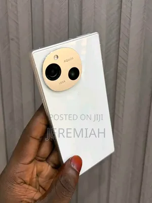 Sharp Aquos R8s pro 256 GB White