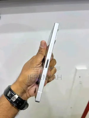 Sharp Aquos R8s pro 256 GB White