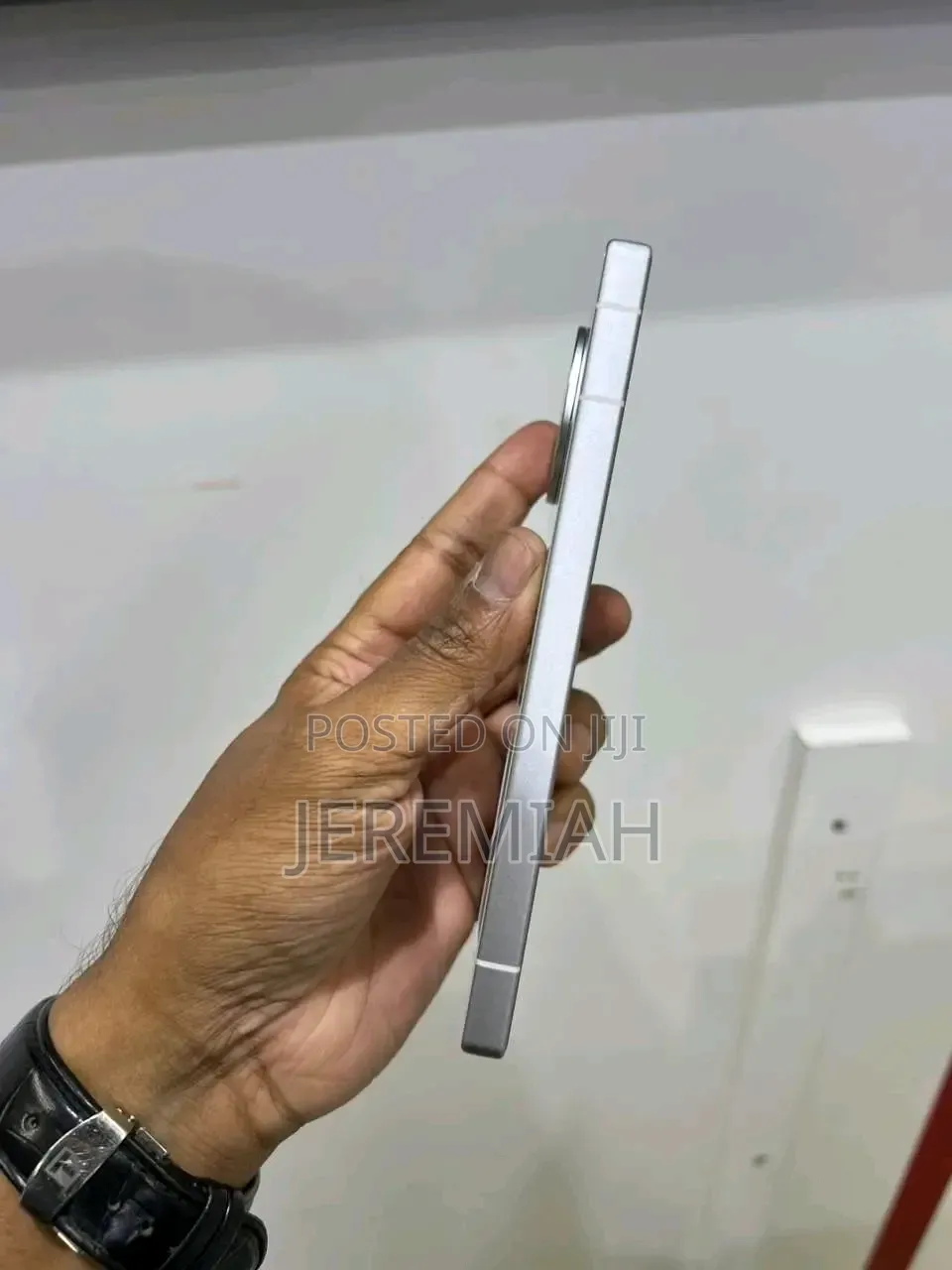 Sharp Aquos R8s pro 256 GB White