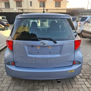Toyota Toyoace 2010 Blue