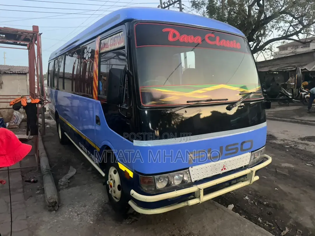 Mitsubishi Fuso Rosa 1998 Blue
