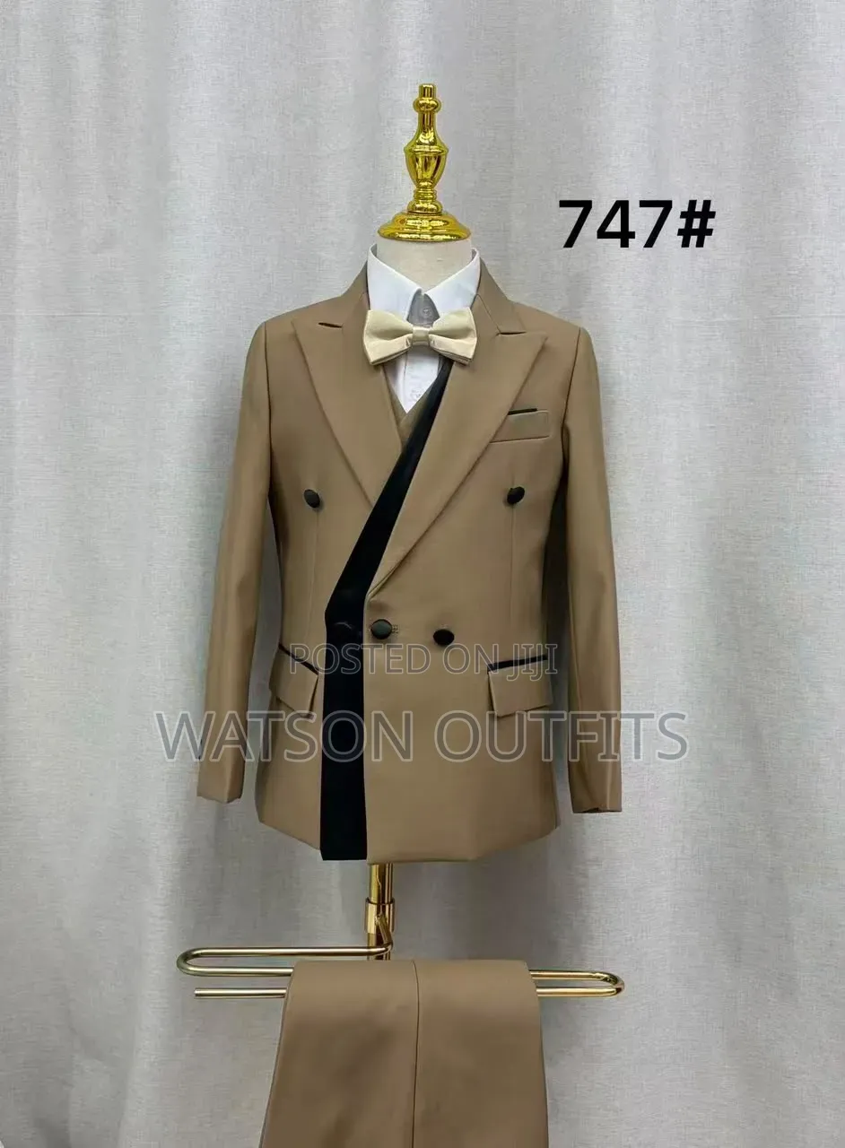 Children Suits Suti Za Watoto in Expensive Design and Quality