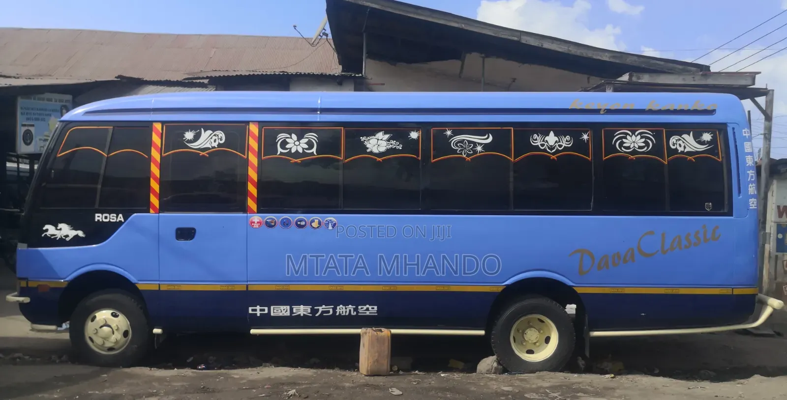 Mitsubishi Fuso Rosa 1998 Blue