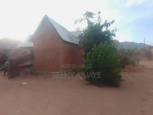 3bdrm House in Gombela, Gangilonga for sale