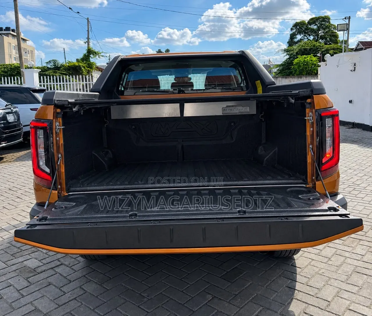 New Toyota Hilux 2026 Beige