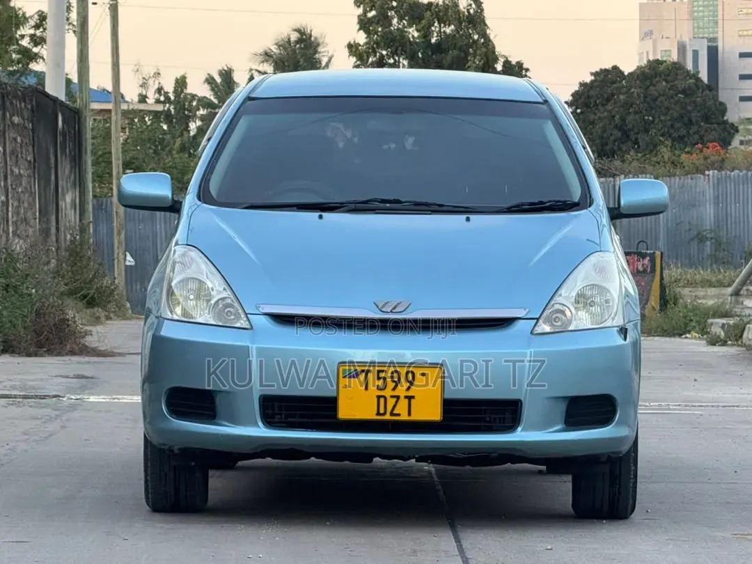 Toyota Wish 2006 Blue