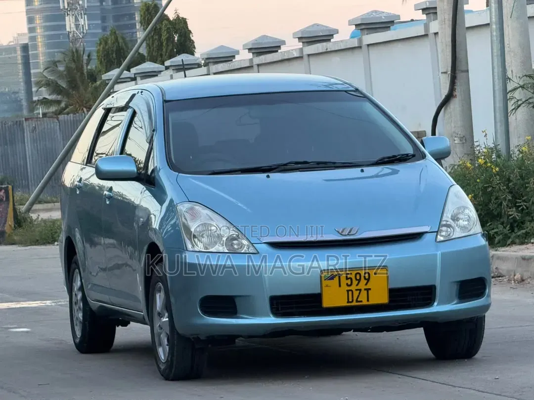 Toyota Wish 2006 Blue