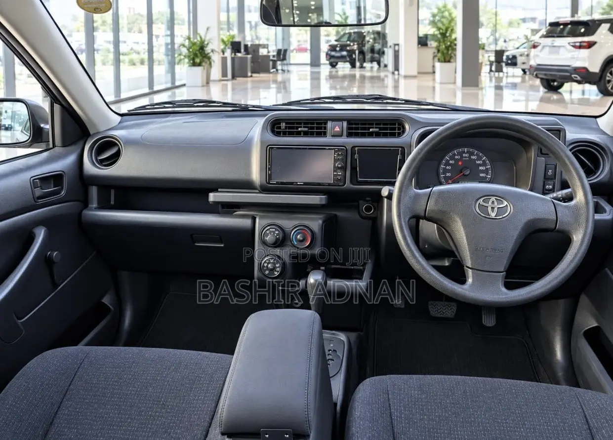 Toyota Probox 2016 Maroon