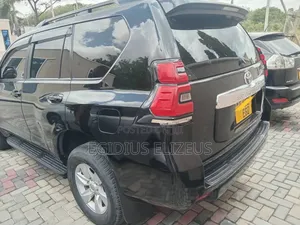 Toyota Land Cruiser Prado 2021 Black