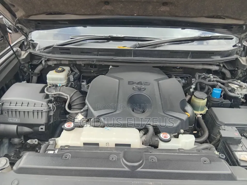 Toyota Land Cruiser Prado 2021 Black