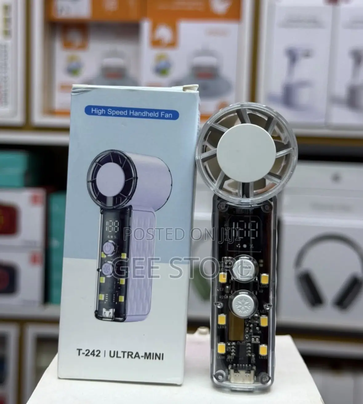 A T-242 Ultra-Mini High Speed Handheld Fan