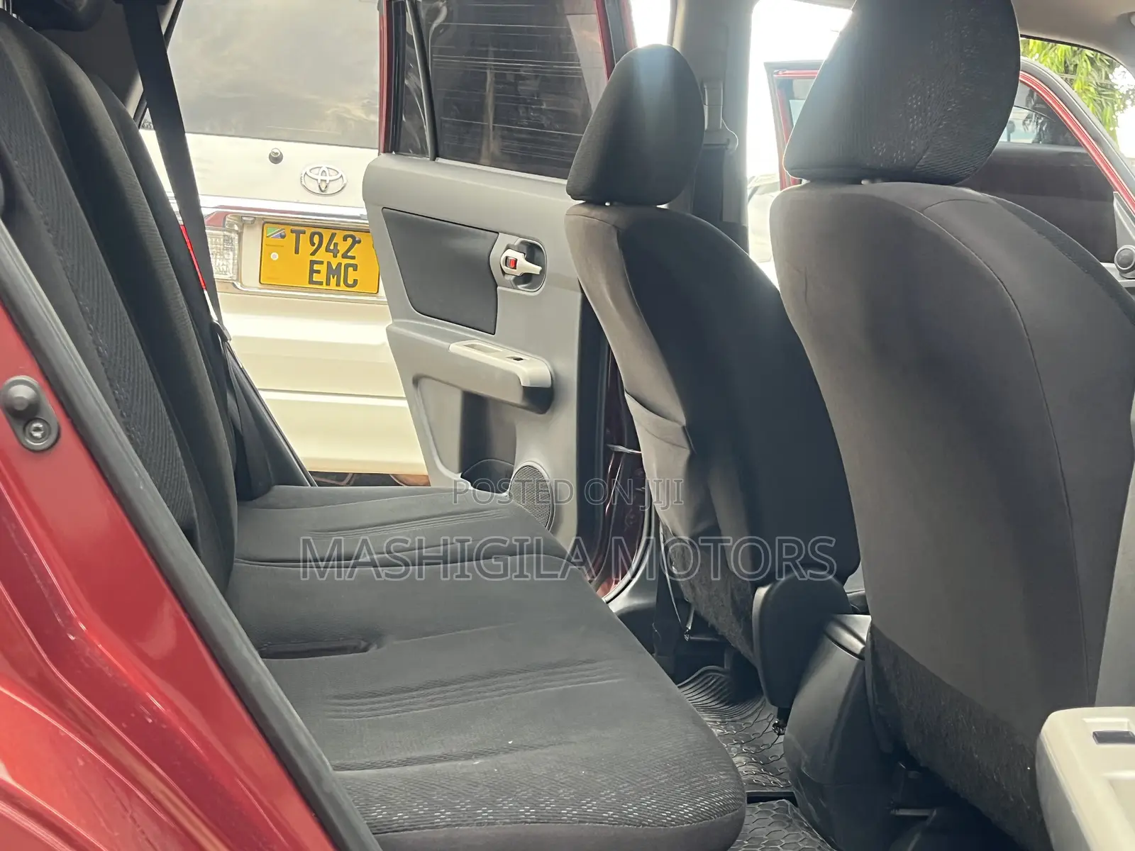 Toyota Corolla Rumion 2008 Maroon