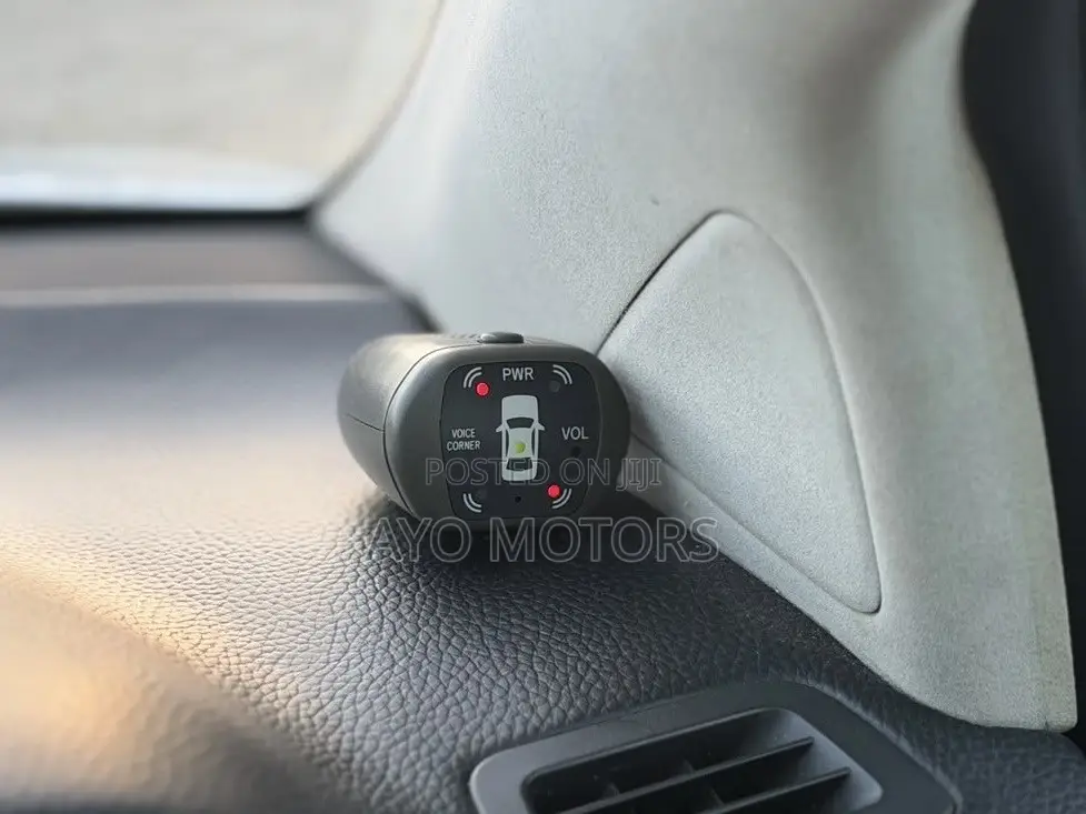 Toyota Harrier 2006 White