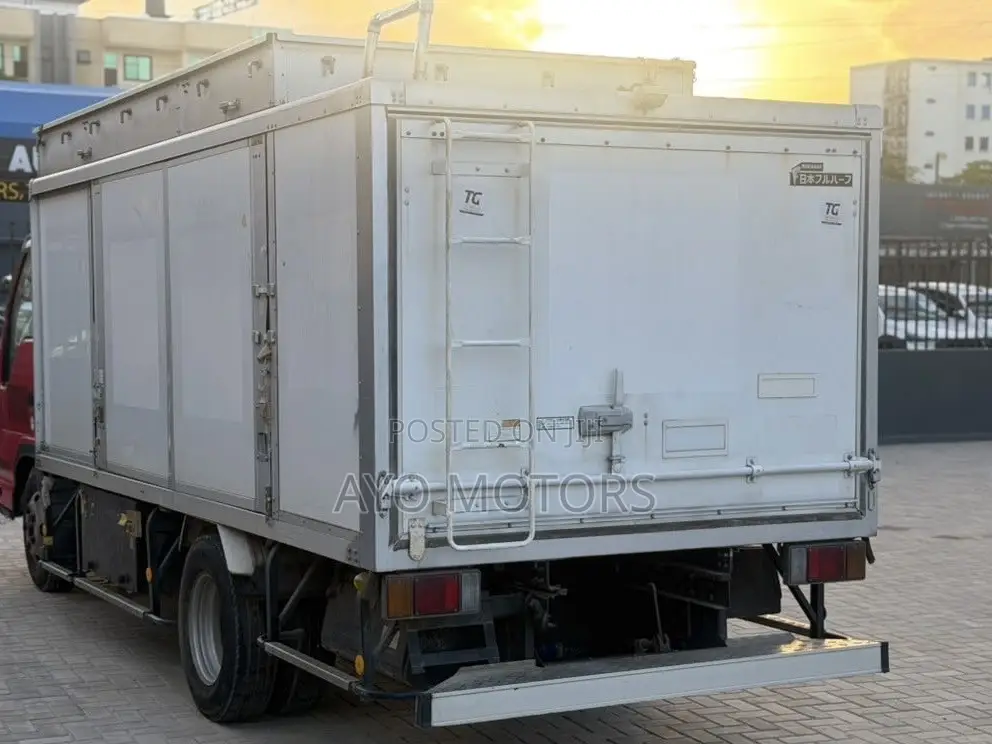 Isuzu Truck