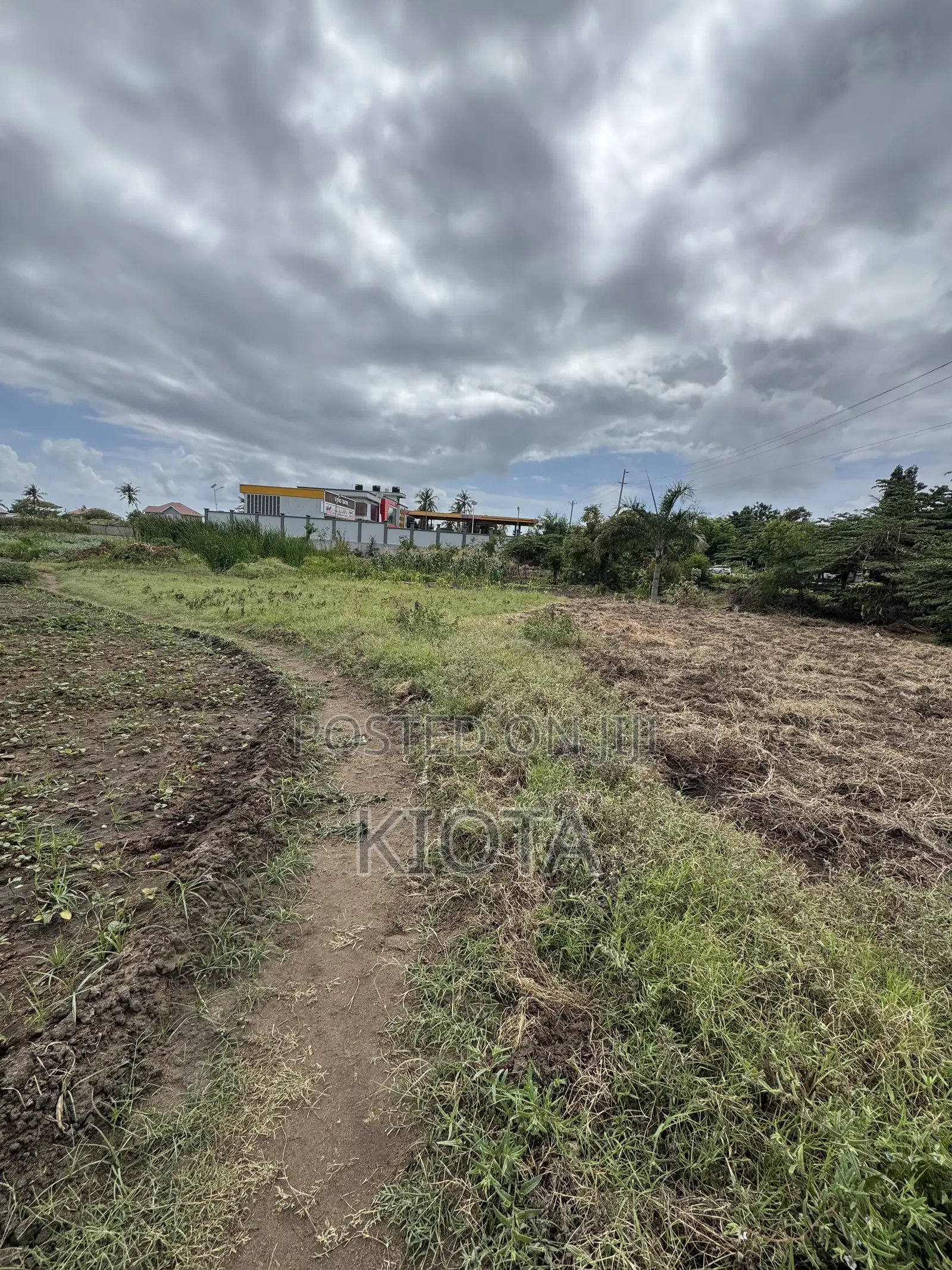 Ununio Investment Road Plot