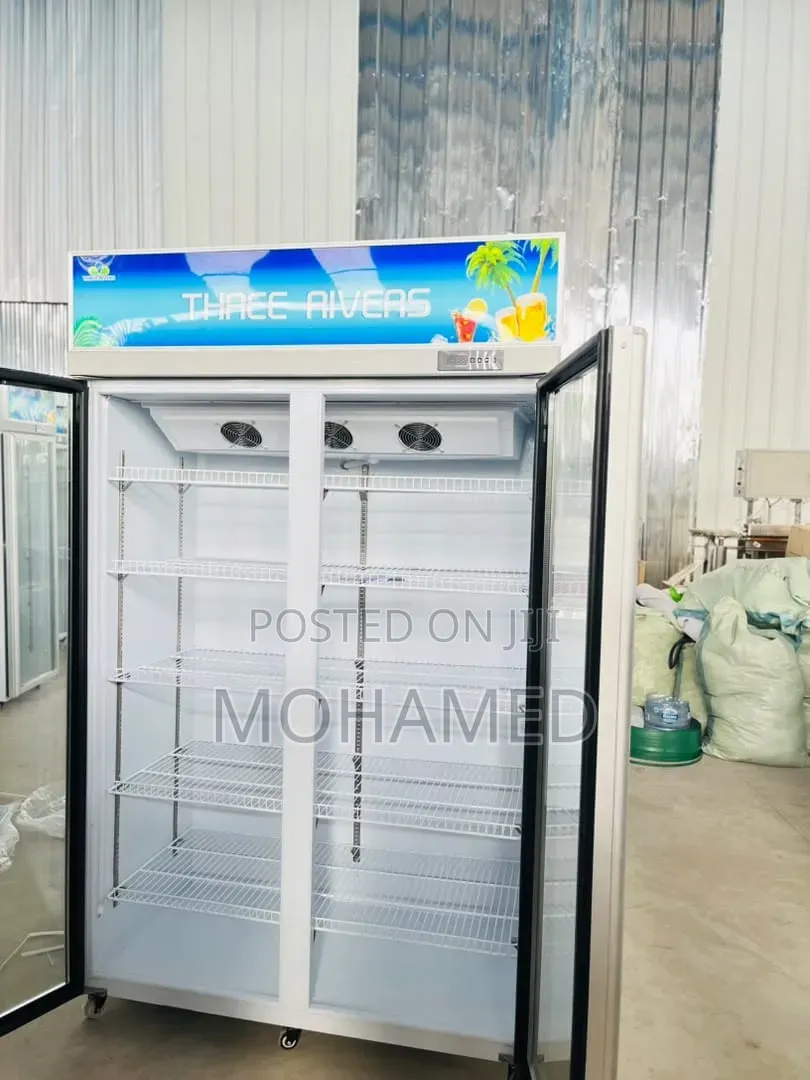 Three Rivers Showcase Fridge 420l 