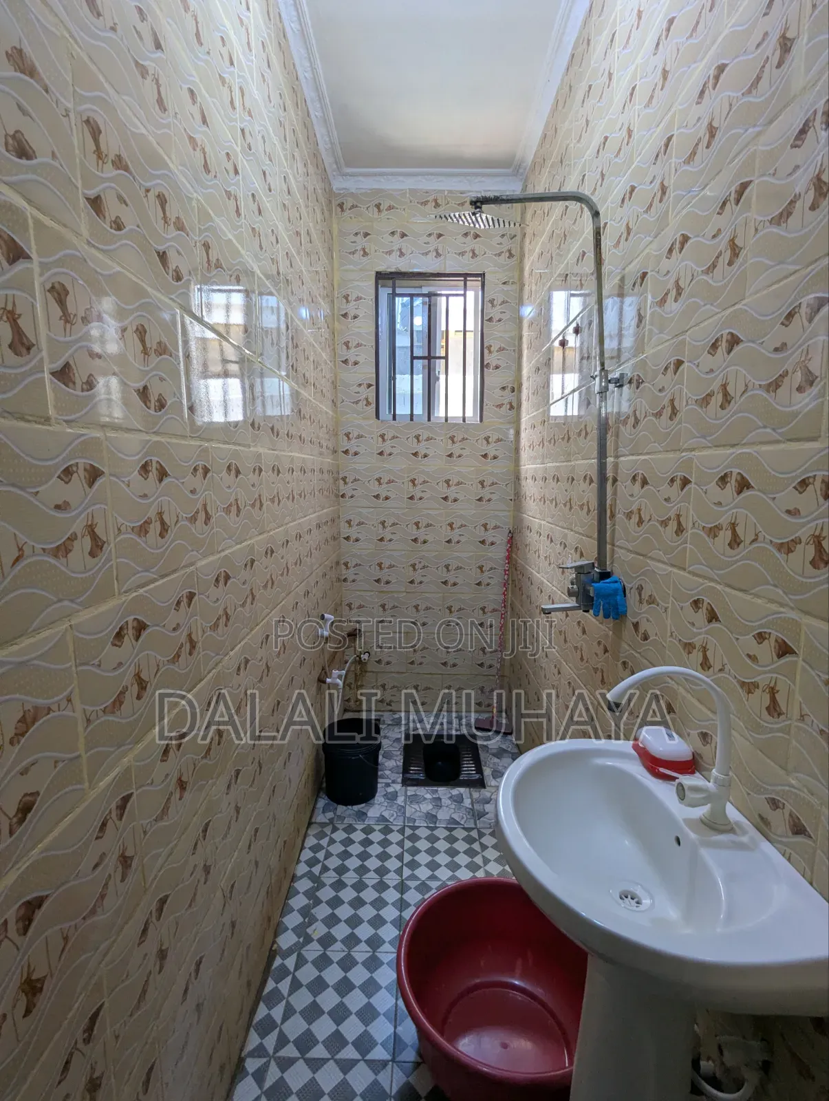 2bdrm House in Njia 4, Kitunda for sale