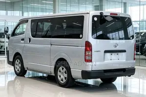 Toyota HiAce 2010 Silver