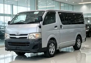 Toyota HiAce 2010 Silver