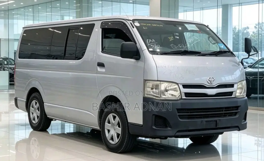 Toyota HiAce 2010 Silver